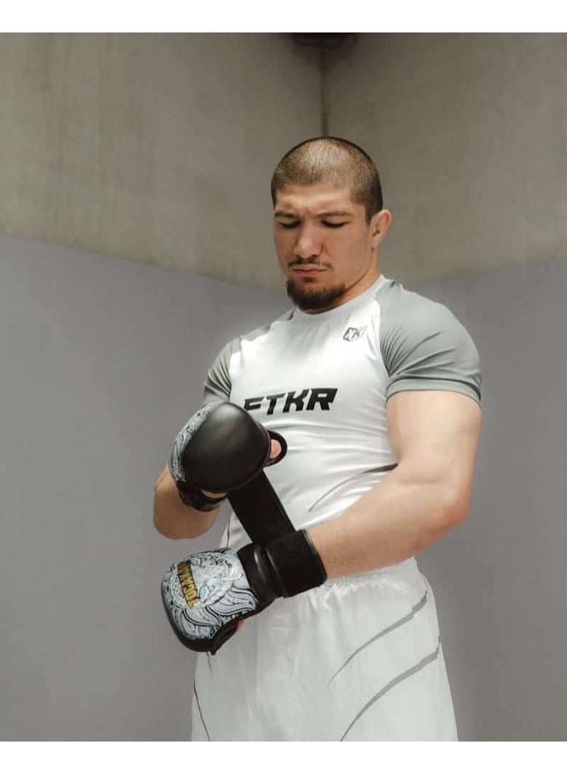 توكايا قفازات سبيرنج MMA توكياه وايت ليون – قفازات تدريب قتالية عالية القبضة مع حشوة EVA ودعم معصم آمن – للملاكمة وMMA والمواي تاي والتدريب في الصالة الرياضية (للجنسين) - Image 5