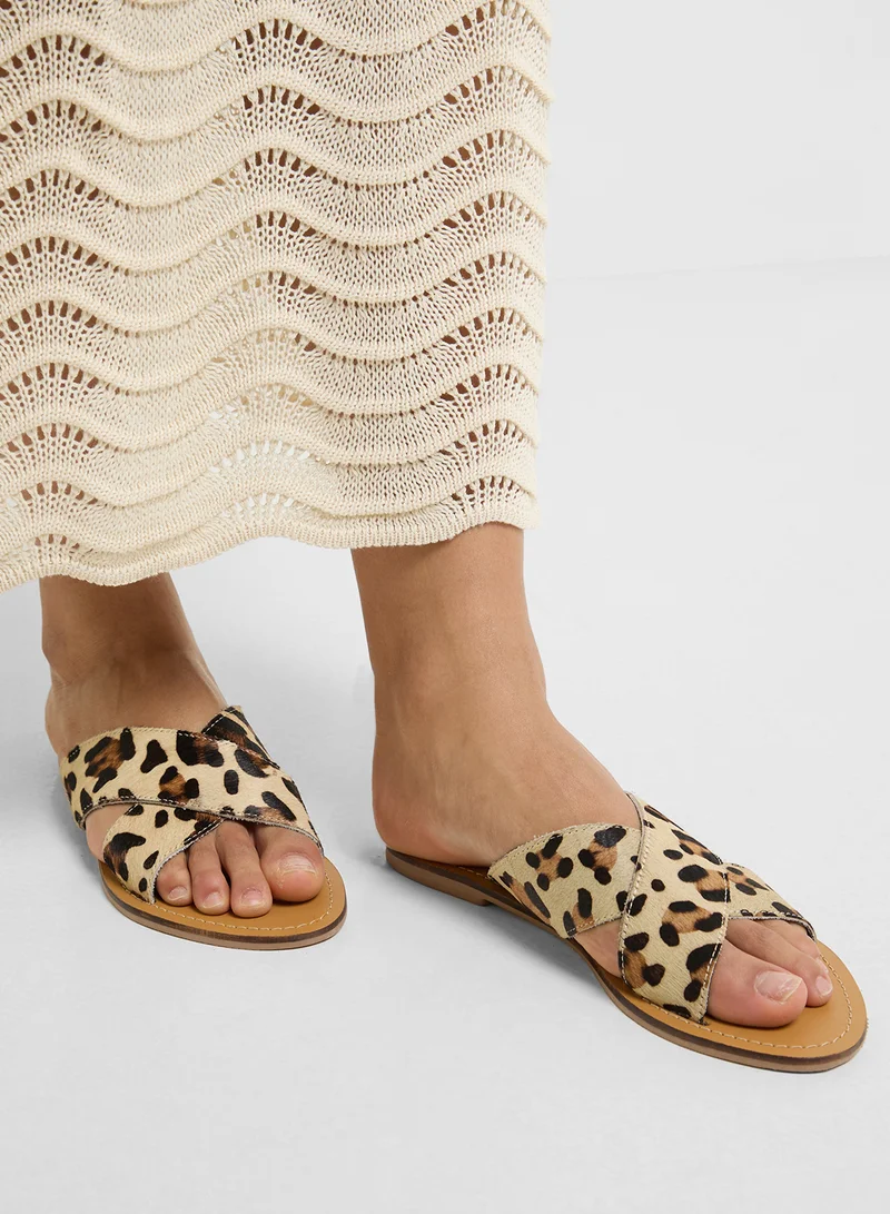 Ginger Printed Cross Strap Flat Sandal