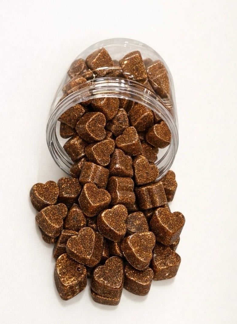 Heart-shaped mastic scented with oud - Image 2