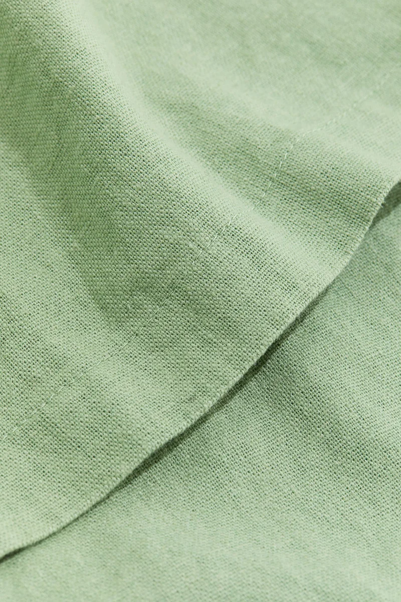 H&M Linen-Blend Tablecloth