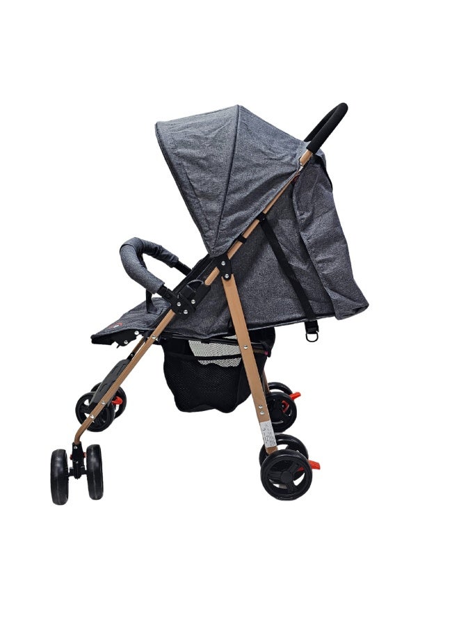 اس ام ار كيدز عربة أطفال قابلة للطي، هيكل معدني خفيف الوزن،تصميم مريح بعجلات مزدوجة، مع مظلة واقية من الشمس، حزام أمان، سلة تخزين سفلية (رمادي غامق) - Image 3