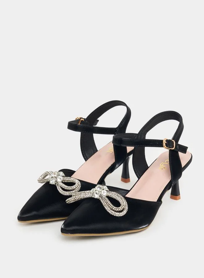 ستايلي حذاء بكعب مزين بفيونكة وحزام للكاحل