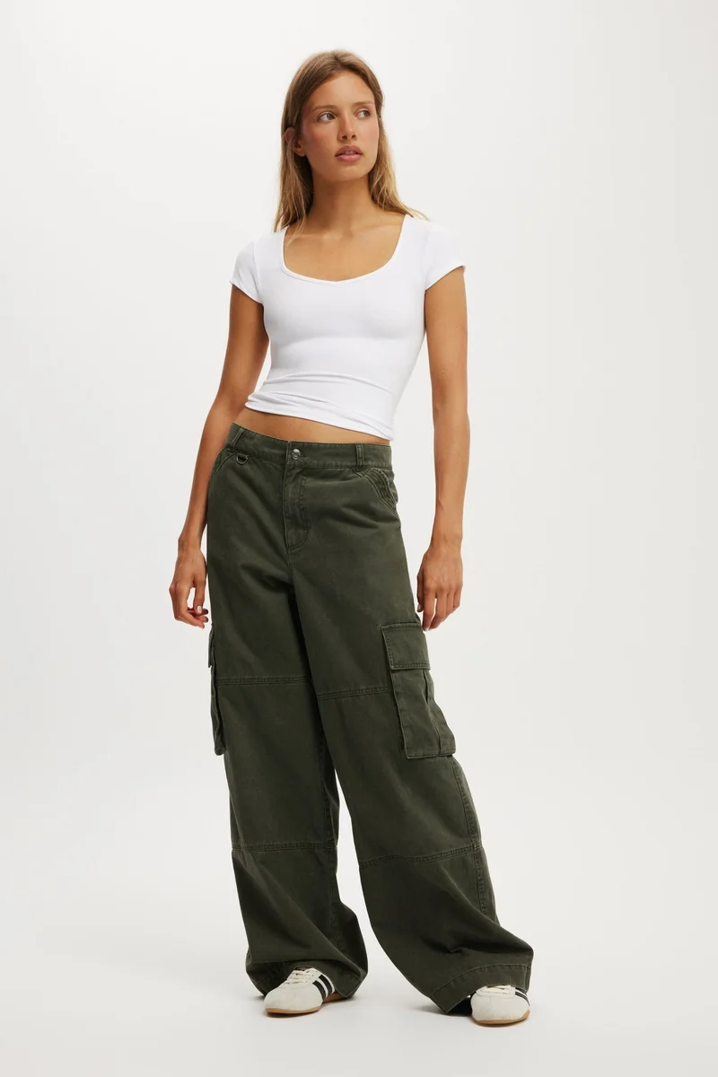 كوتون اون احتضنني بأكمام قصيرة