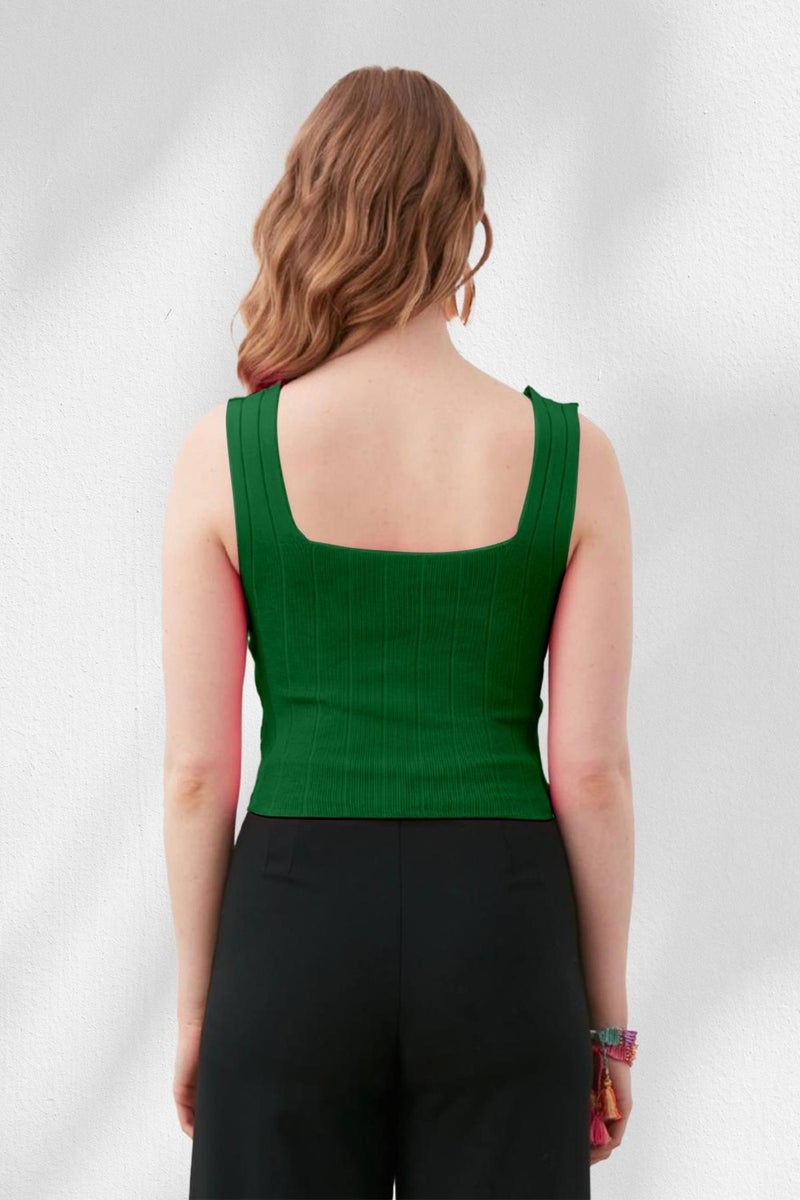 Tena Moda Women's Green Square Collar Thick Ribbed Undershirt