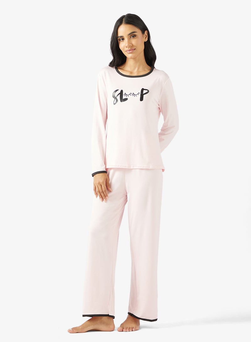 جينجر طقم بيجامة وتيشيرت برسومات - Image 1