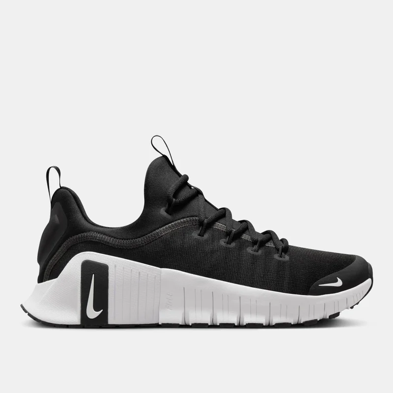 نايكي حذاء التمرين فري ميتكون 6 للنساء