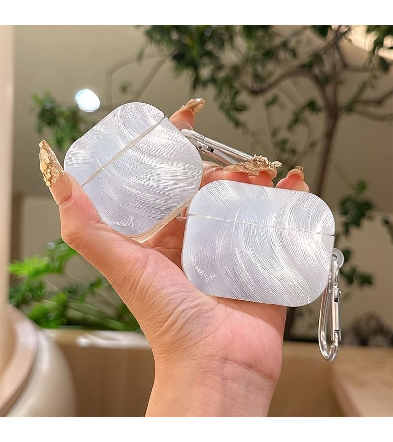 حافظة شفافة لـ AirPods Pro 3 مع مشبك كاربينر فضي وتصميم مموج، واقية ومتينة - Image 2