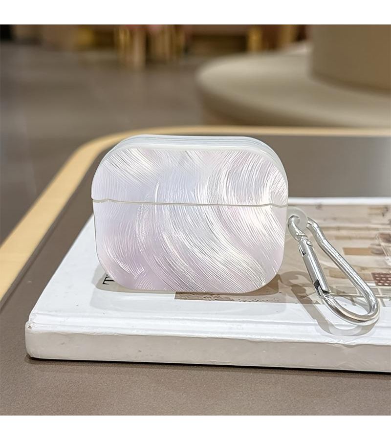 حافظة شفافة لـ AirPods Pro 3 مع مشبك كاربينر فضي وتصميم مموج، واقية ومتينة - Image 3