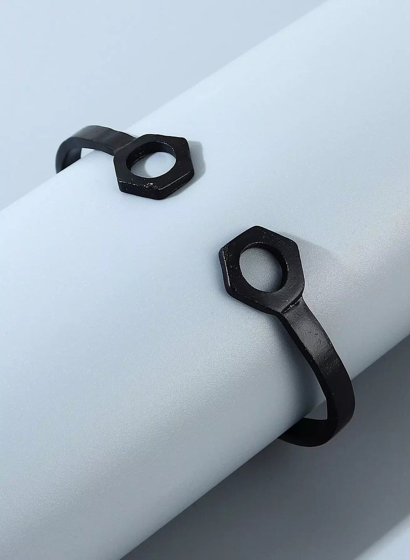 Men Hollow Out Geometric Decor Cuff Bracelet  - Image 2