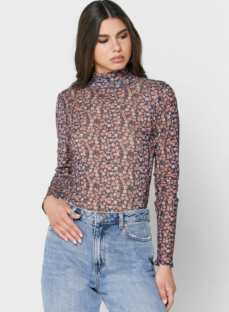 ALIGNE High Neck Printed Top