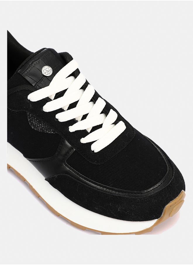 DejaVu Fashionable Sneakers  - Image 5