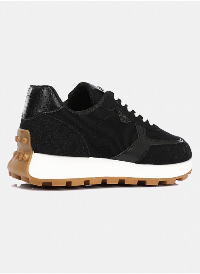 DejaVu Fashionable Sneakers  - Image 3