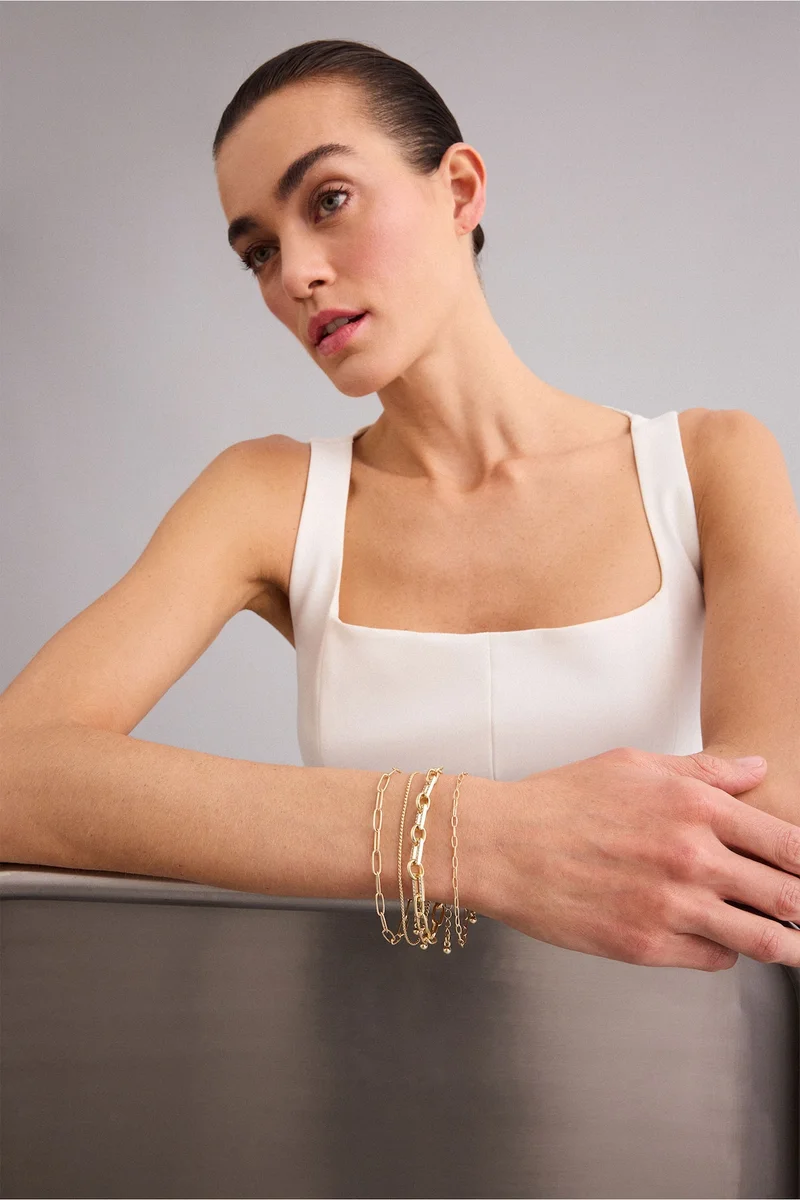 Woman 4 Piece Bracelet Set
