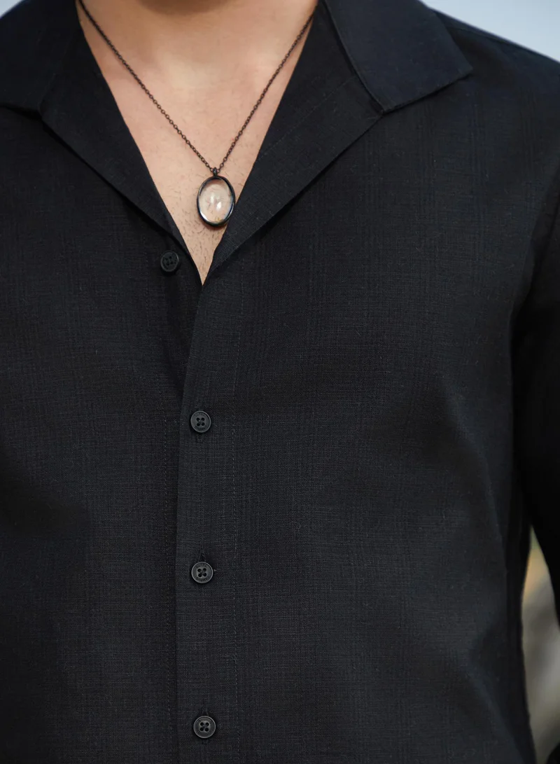 Campus Sutra Men's Midnight Black Solid Casual Shirt