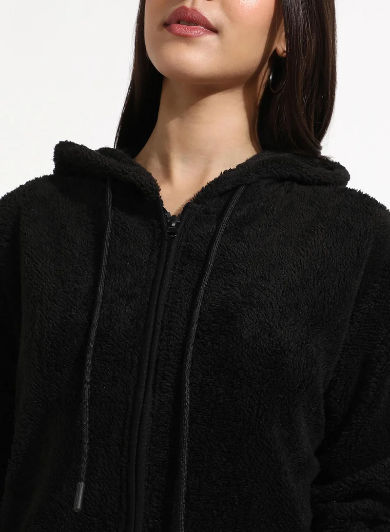 كامبوس سوترا Women's Black Fleece Hoodie With Zip-Closure
