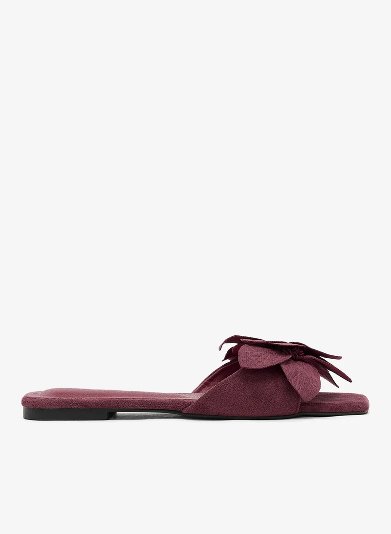 Floral Detail Flat Sandals