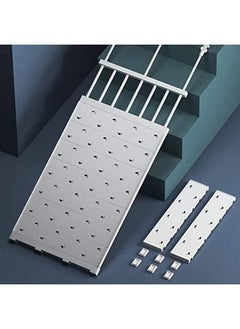 Wardrobe layered partitions and telescopic storage racks for layered organization and storage