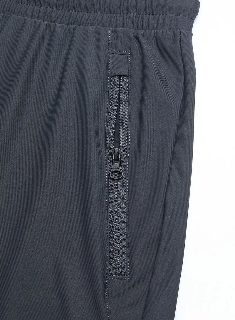 Giordano  Men's G-Motion Lightweight Regular Shorts for Men | Best Price UAE