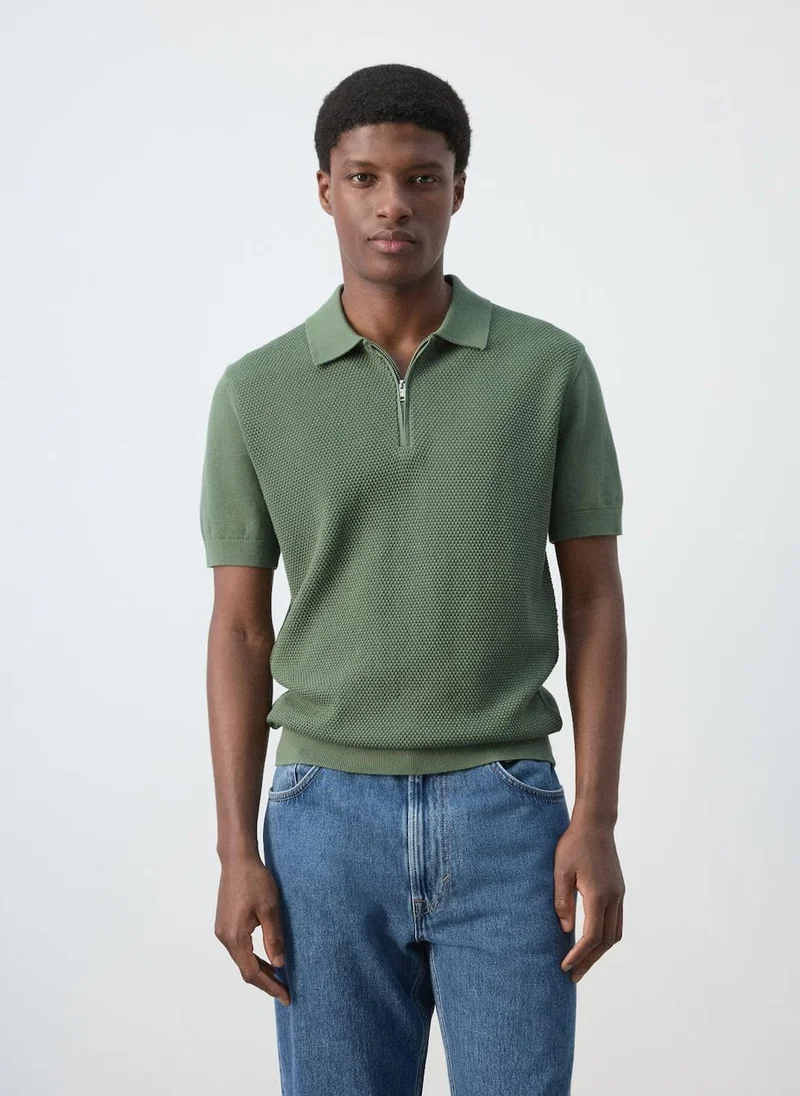 Knitted polo shirt with zipper and lace accents
