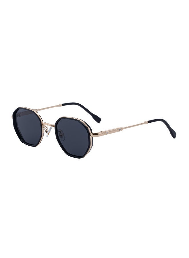 PARTAGAS Luxury men's sunglasses in a classic European and American style – elegant and modern, ideal for Saudi men, with superior UV protection and an attractive classic frame - Image 2
