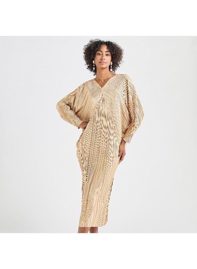 Splash FAV All-Over Pleated V-neck Dress with Extendable Sleeves  - Image 3