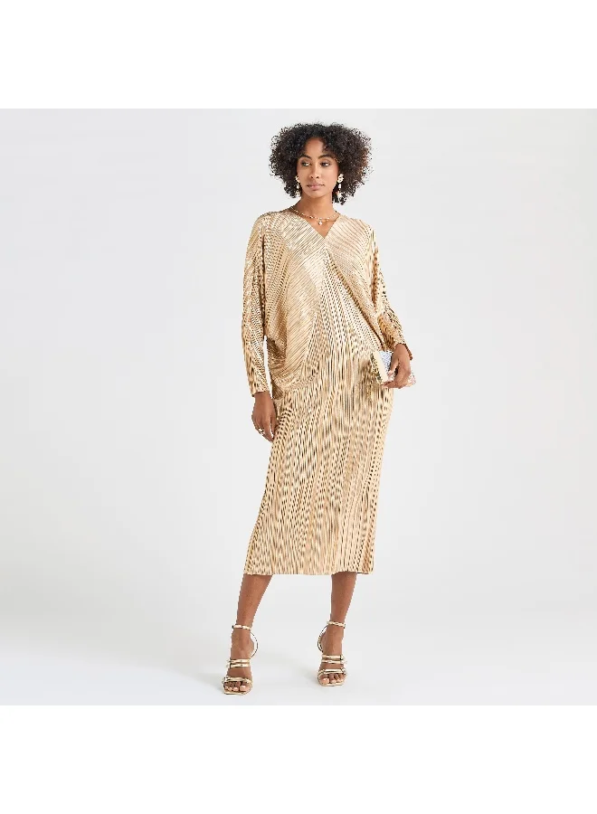 Splash FAV All-Over Pleated V-neck Dress with Extendable Sleeves