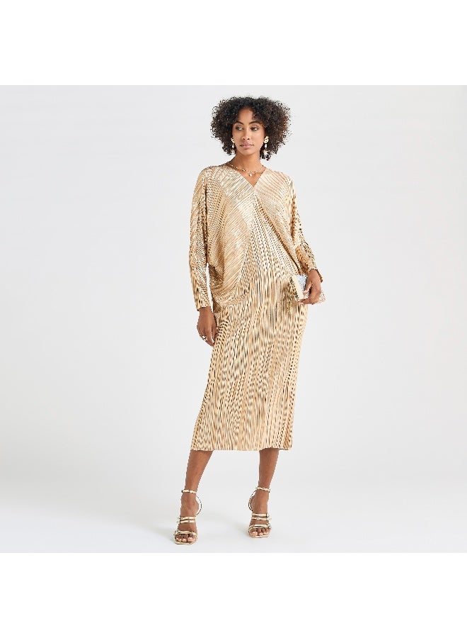 Splash FAV All-Over Pleated V-neck Dress with Extendable Sleeves  - Image 4