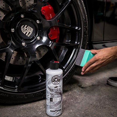 Chemical Guys TVD_201 Natural Shine, Satin Shine Dressing for Plastic, Rubber and Vinyl, Safe for Cars, Trucks, Motorcycles, RVs & More, 128 fl oz (1 Gallon) - Image 3