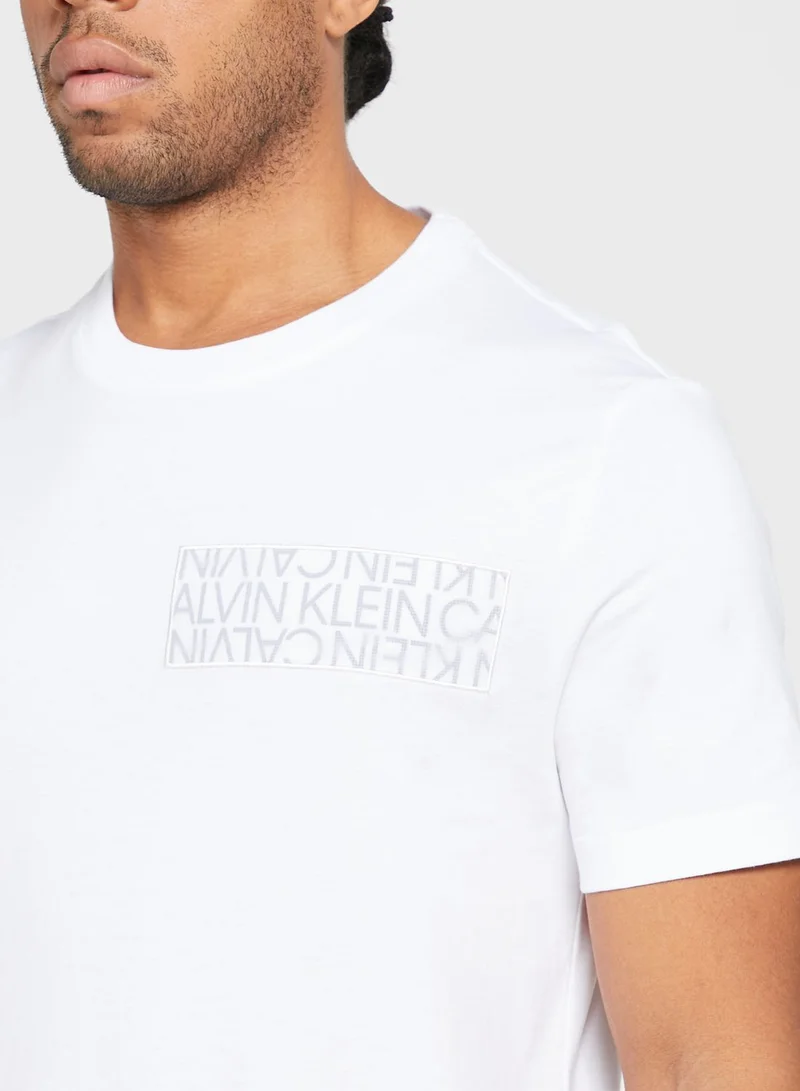 CALVIN KLEIN Logo Crew Neck T-Shirt