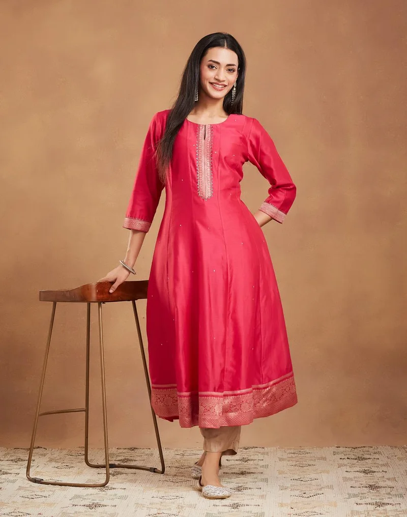 Fuchsia Cotton Silk Hand Embroidered Slim Fit Long Kurta