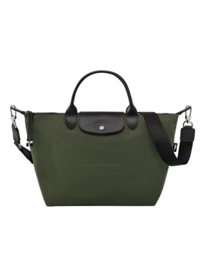 لونج شامب حقيبة Le Pliage Energy متوسطة الحجم من قماش معاد التدوير