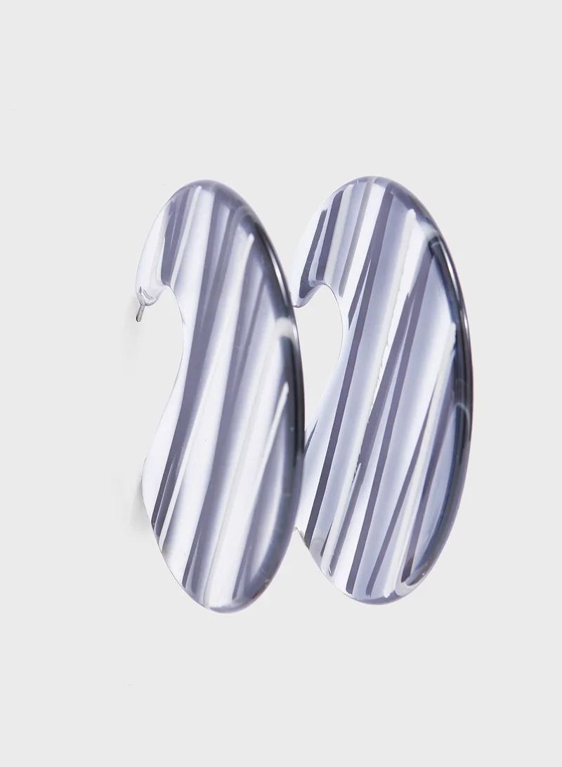 Iconic Acrylic Black An White Round Earrings