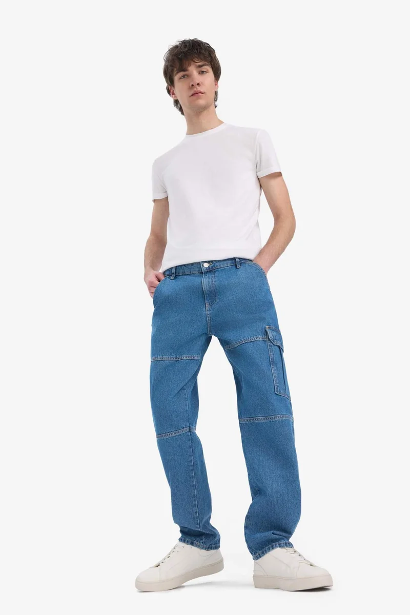 Defacto  Relax Fit Straight Leg Jeans for Men | Best Price UAE