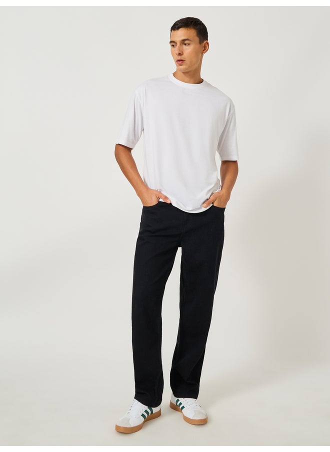 Styli Styli Mid Rise Cloud Wash Relaxed Fit Jeans  - Image 2
