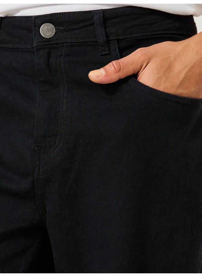 Styli Styli Mid Rise Cloud Wash Relaxed Fit Jeans  - Image 3