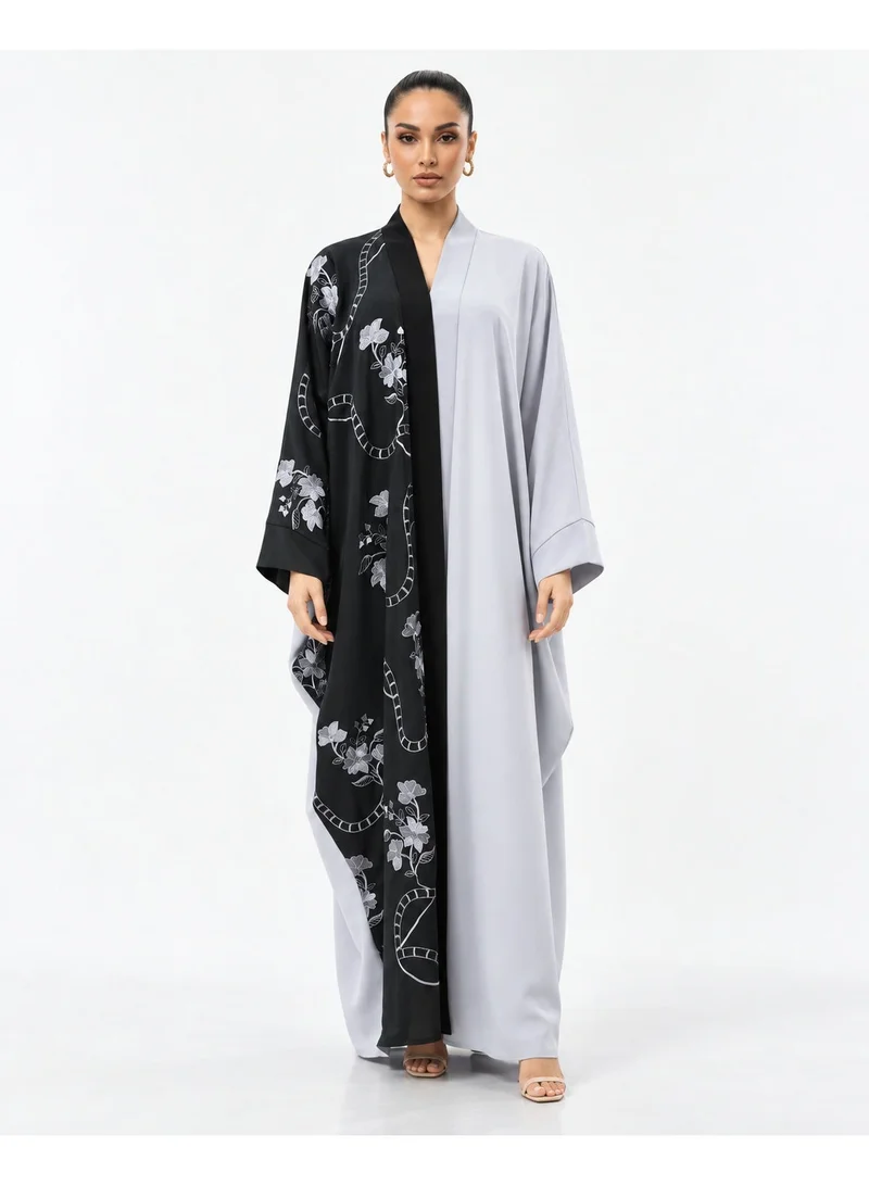 Aara Elegant Grey and Black Women's Abaya with White Floral Embroidery – Two-Tone Open-Front Abaya