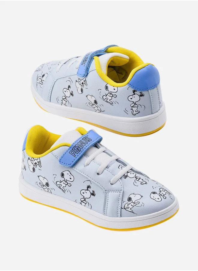كوميك كيكس من أربانهول Comic Kicks by UrbanHaul Snoopy Print Low Cut Sneakers