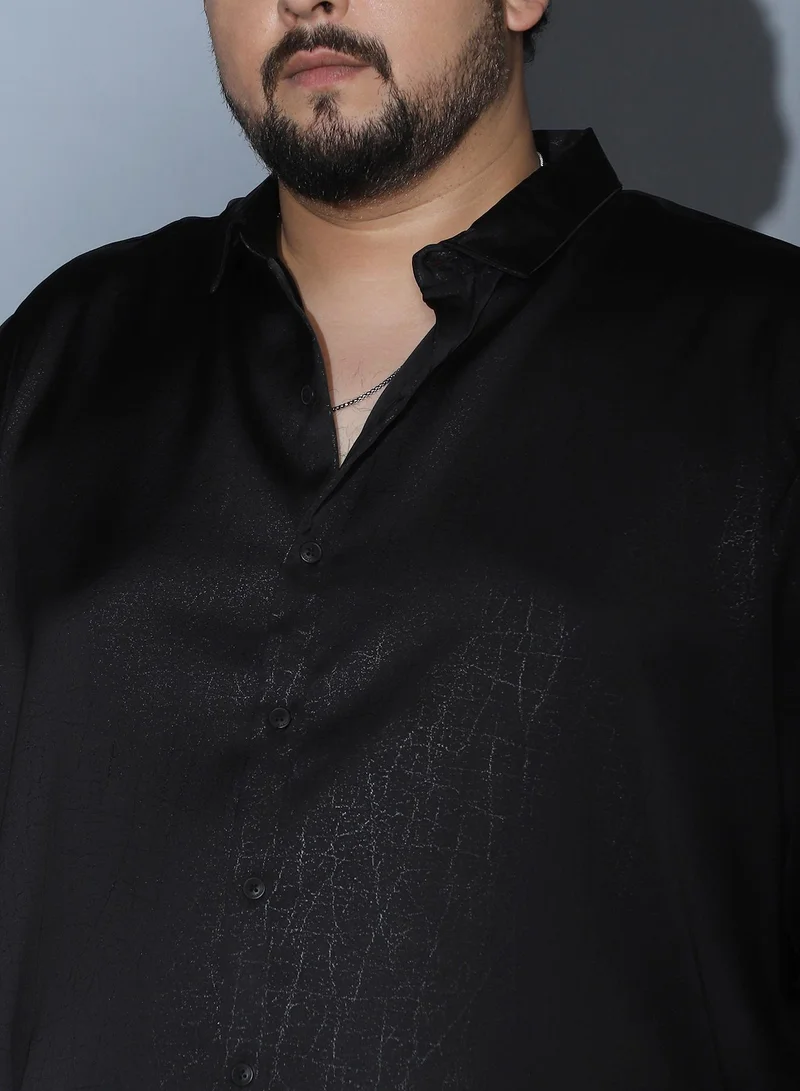 Instafab Plus  Instafab Plus Men Axon-Jacquard Satin Shirt | Spread Collar , Long Cuffed Sleeves | Button Closure , Curved Hem | Abstract Jacquard Material | Woven Fabric For Party & Evening Wear | Onyx Black for Men | Best Price UAE