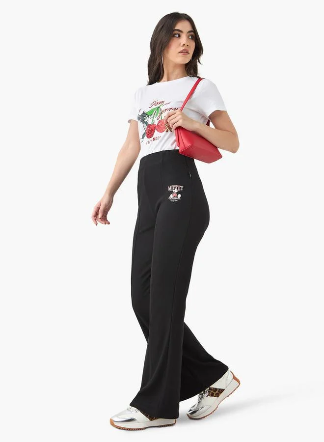 اس بي كاركترز تيشيرت بطبعة توم وجيري