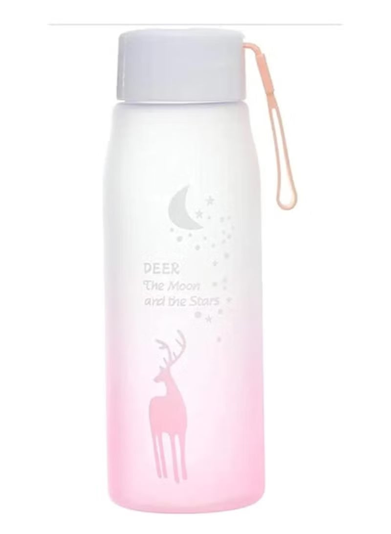 زجاجة مياه غزالة – بينكي – خفيفة وعملية للاستخدام اليومي | تصميم أنيق ومقاوم للتسرب | بلاستيك آمن خالٍ من BPA - Image 1