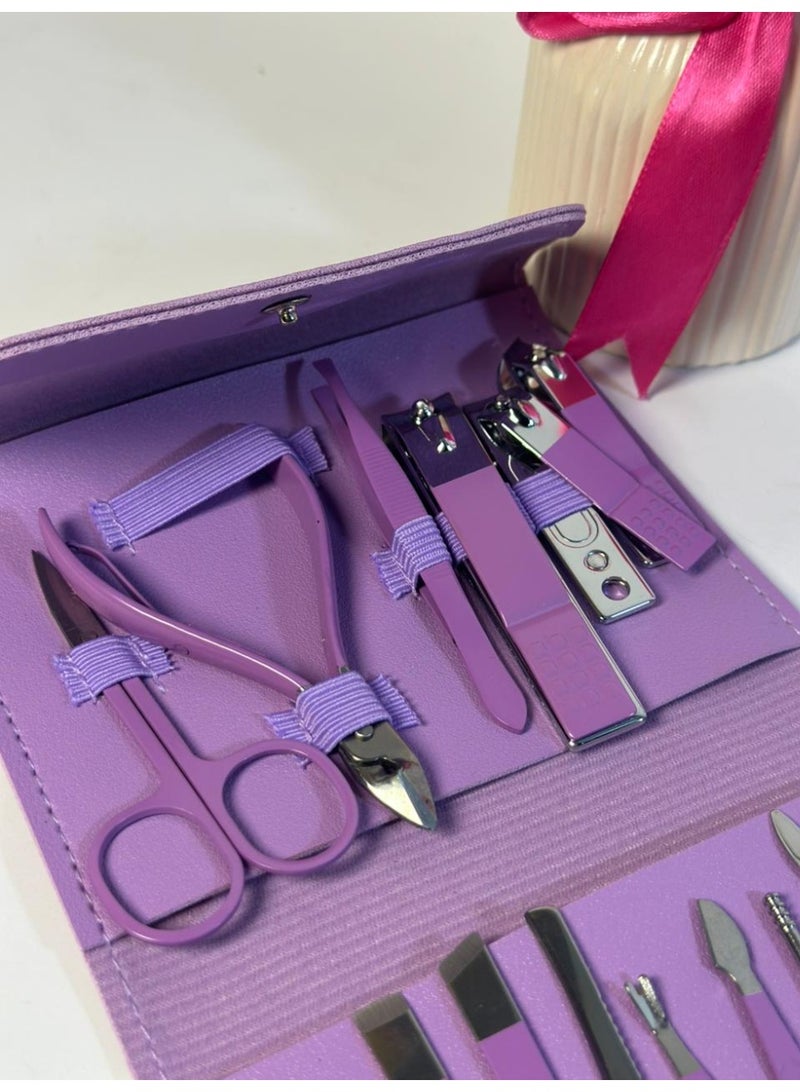 [PACK OF 1 ] 16 Pcs Manicure Set Professional Nail Clippers Pedicure Kit, Manicure Kit for Women, Stainless Steel Nail Clipper Tool Kit Grooming Kit with Luxurious Leather Case randoom color - Image 3