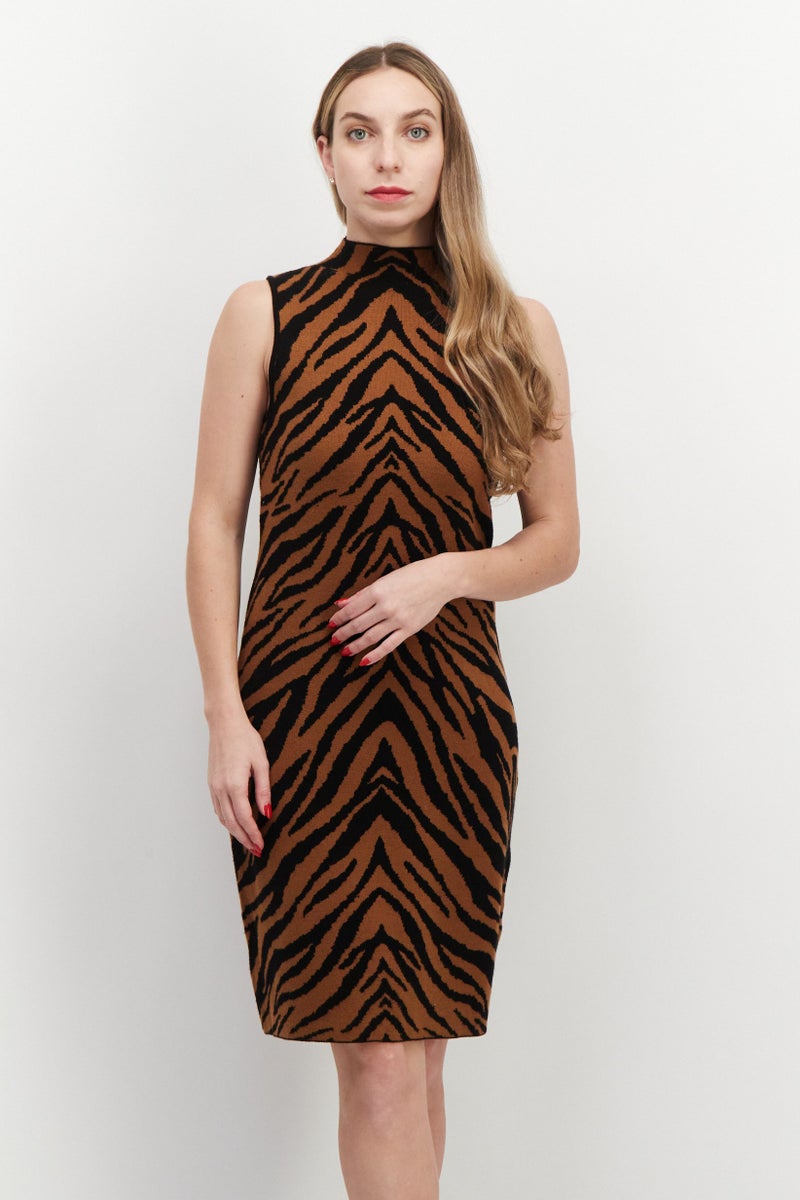 Tahari فستان ميدي كاجوال بطبعة تجريدية للنساء، بني - Image 1