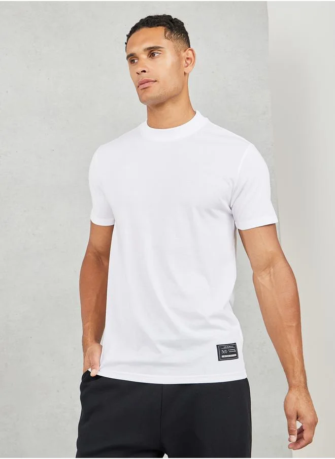 Styli Badge Detail Mock Neck Regular Fit T-Shirt