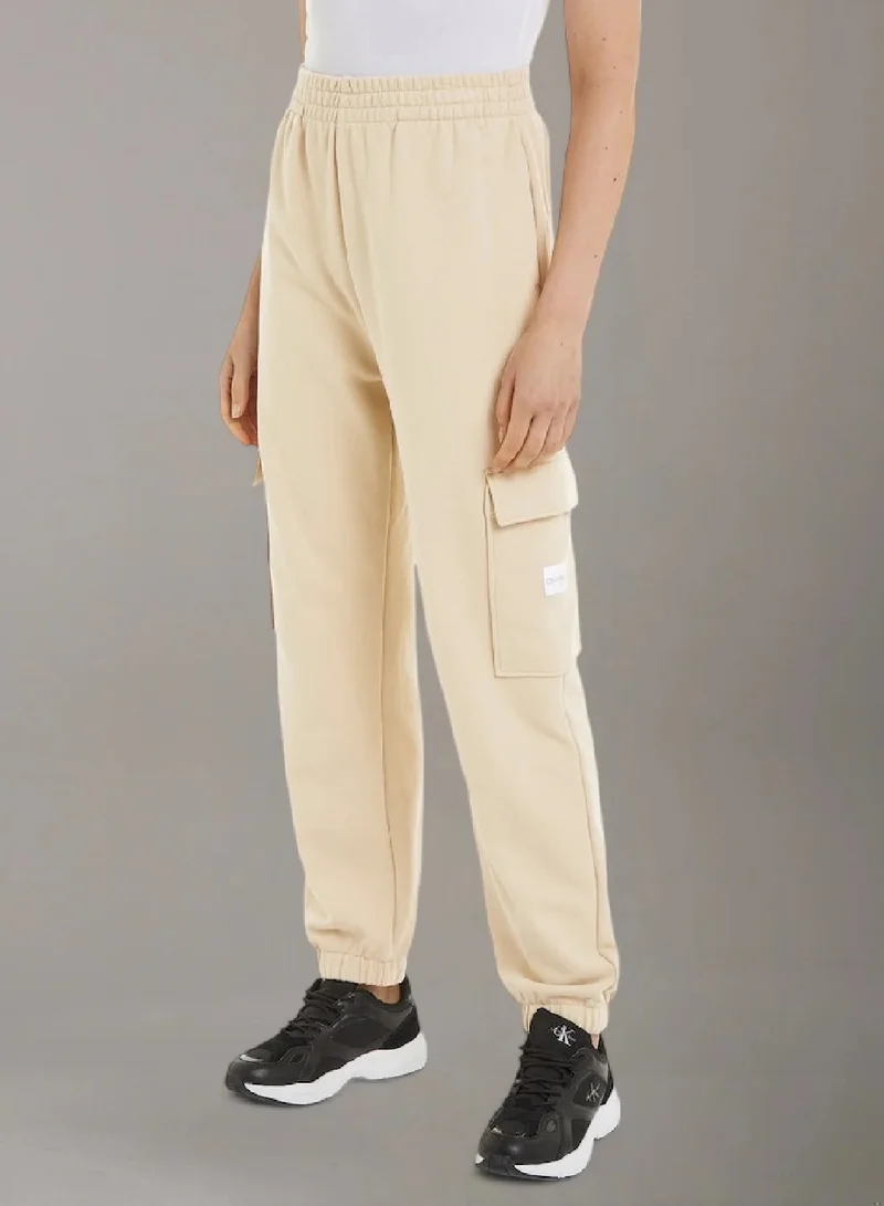 كالفن كلاين جينز بنطال رياضي خفيف للركض كارجو من قماش تيري ناعم