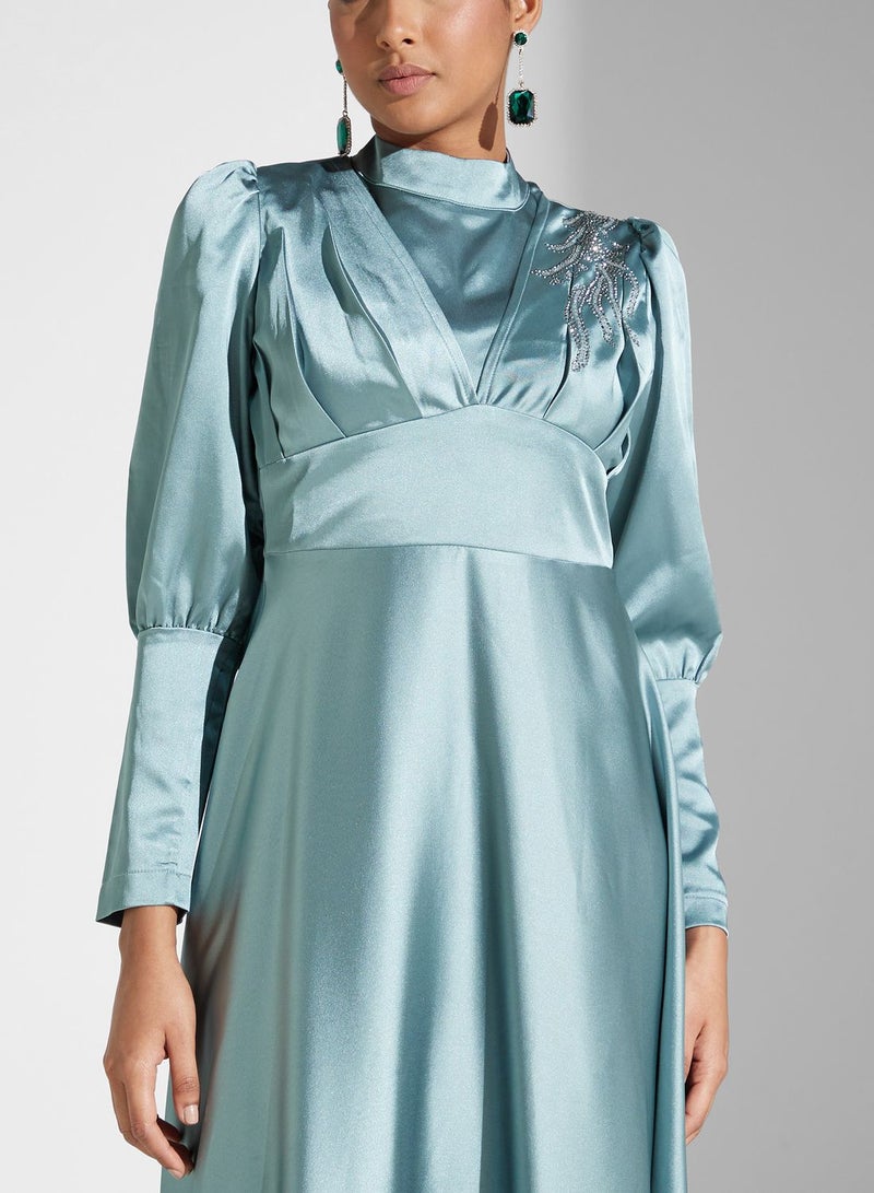 خزانة فستان مزخرف بأكمام منفوشة - Image 3