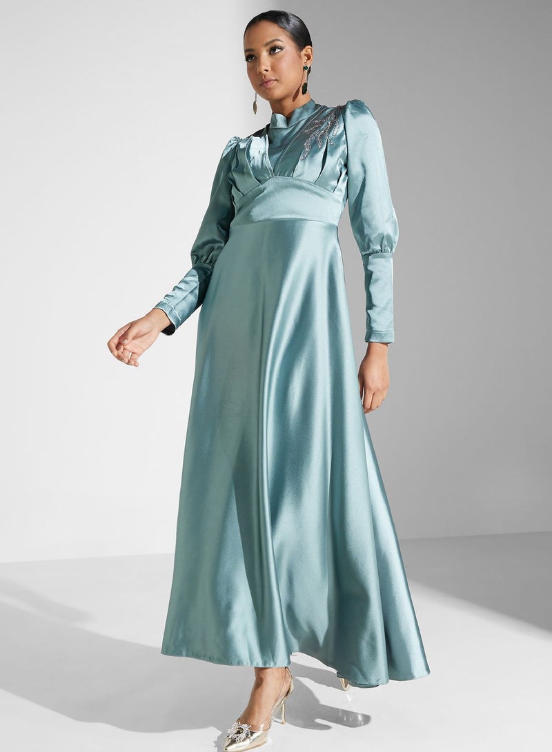 خزانة فستان مزخرف بأكمام منفوشة - Image 4