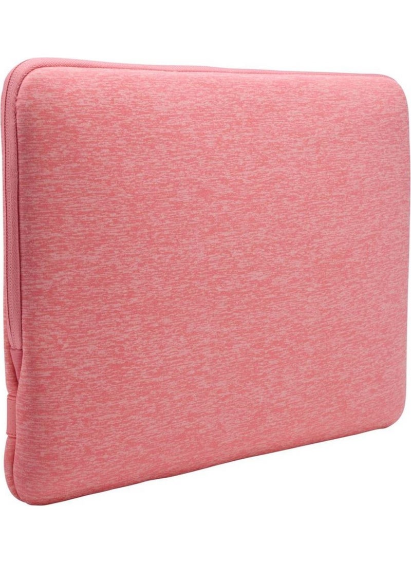 CASE LOGIC Reflect MacBook Case 15.6 Inch - Pomelo Pink  - Image 3