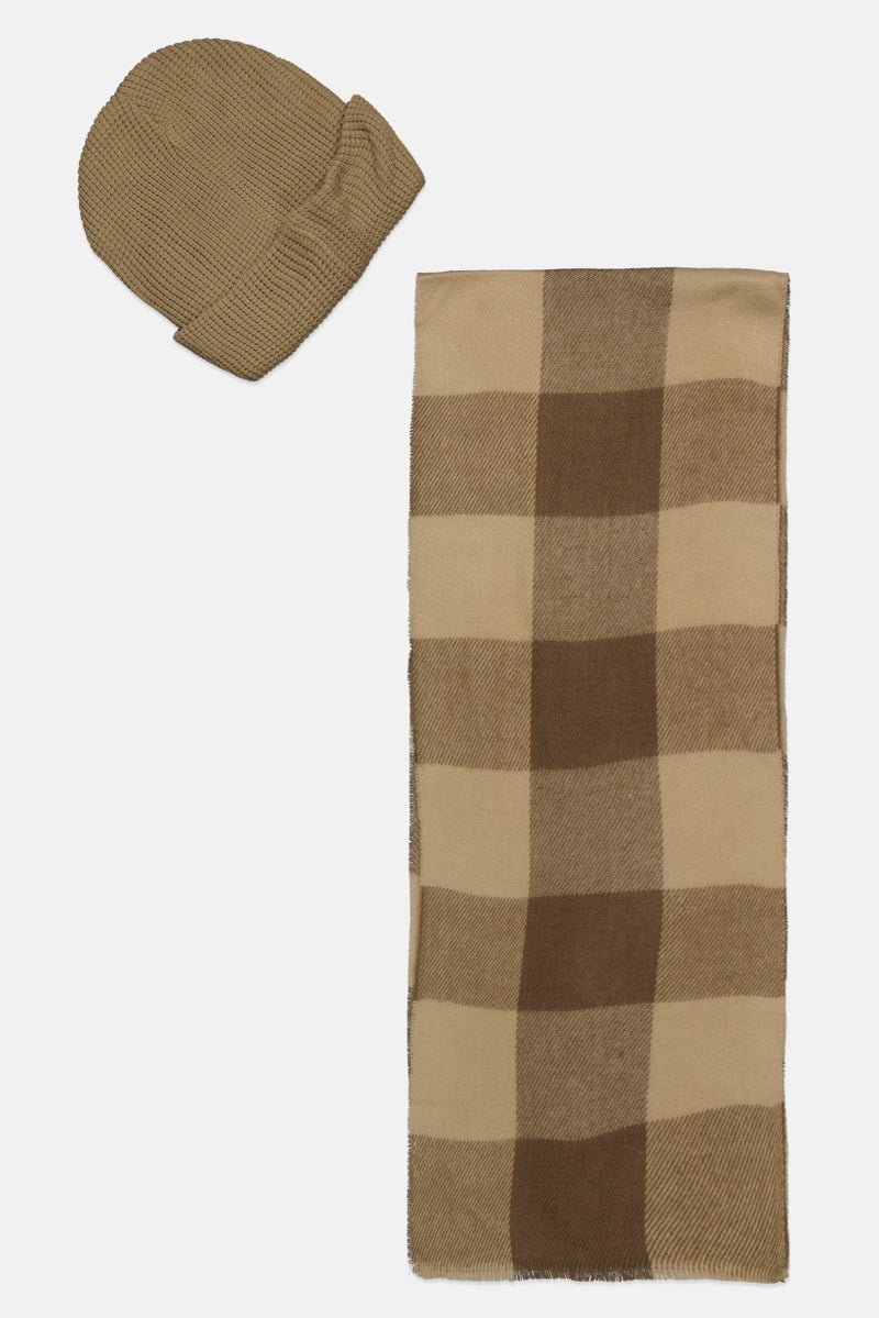 Levi's Men 2 Pieces Plaid And Scarf Set, Khaki  - Image 2