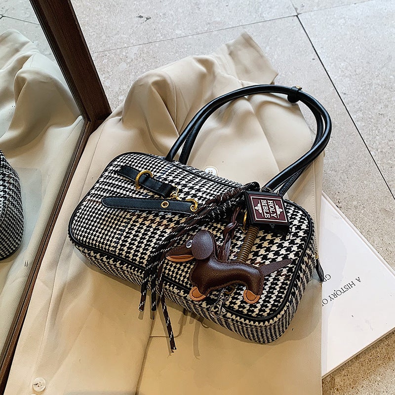 Commuter Large Capacity Bag Women'S Fashion Houndstooth Shoulder Underarm Bag Fashionable Portable Boston Bag - Image 3