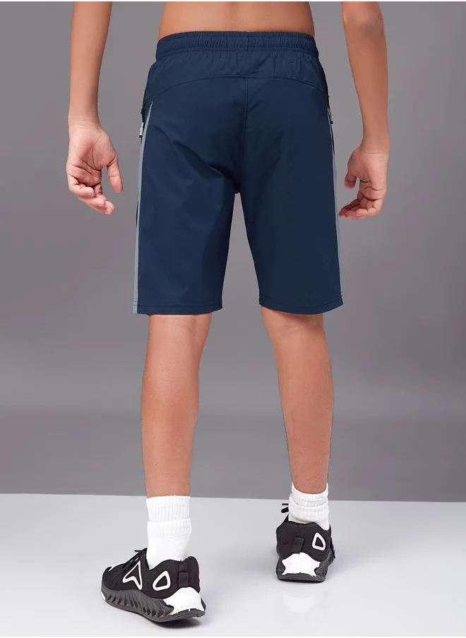 تكنوسبورت Contrast Side Panel 2-Way Stretch Shorts by Styli